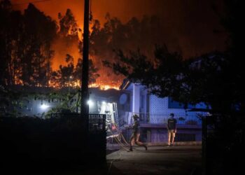 Incendios en Portugal han causado siete muertos y devastado 10 mil hectáreas