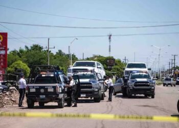 Refuerzan seguridad en Ojinaga tras enfrentamiento de cárteles