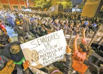 Morena utiliza su mayoría en el Congreso para aprobar reformas sin mucha oposición