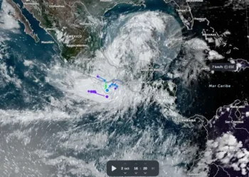 Por depresión tropical Once-E, Sheinbaum pide a la gente de Oaxaca y Guerrero estar alerta