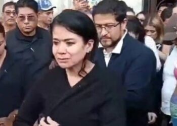 Abuchean a exalcaldesa de Chilpancingo