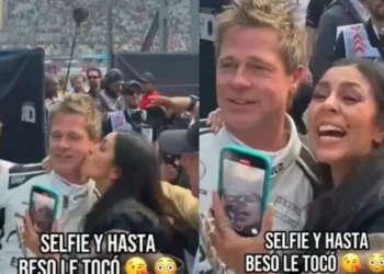 Mujer besa a Brad Pitt en su visita a México