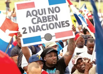 Dominicanos exigen expulsión de haitianos