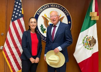 Presidencia establece lineamientos al embajador de EU Ken Salazar