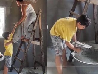 Mujer arregla su casa con la ayuda de su pequeño sobrino