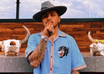 Christian Nodal habría sido demandado por cancelar un concierto