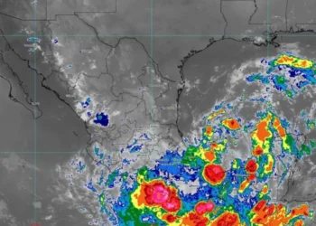 Estados suspenden clases por Once-E