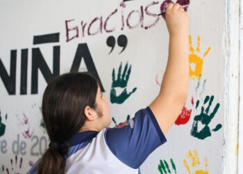 Organizan en Playa del Carmen Foro y Mural en el marco del Día de la Niña