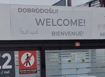 AICM se equivoca al escribir “Bienvenido” en árabe