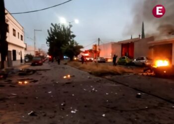 Explosión de coche bomba en Guanajuato deja al menos 3 heridos