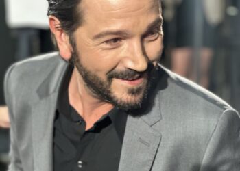 Diego Luna envía mensaje a Claudia Sheinbaum