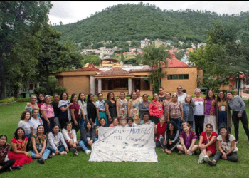Mujeres luchan contra megaobras para proteger el agua