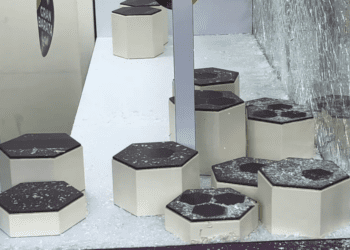 Intentan robar joyería y relojes en una casa de empeño en la CDMX