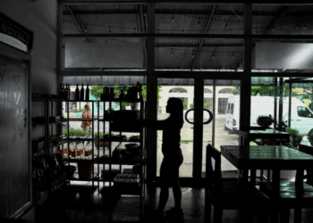 La Habana recupera el 90% de la luz; otras provincias de Cuba siguen sin servicio