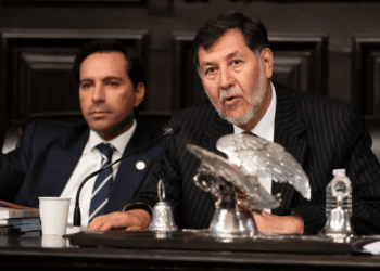 Guardan un minuto de silencio en el Senado por migrantes asesinados en Chiapas