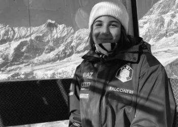 Joven promesa del esquí en Italia muere a los 19 años tras una caída