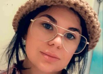 Mujer con dolor abdominal descubre tener cinco órganos extra