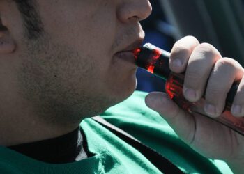 Suprema Corte permitirá importar vapeadores a tabacalera Philip Morris