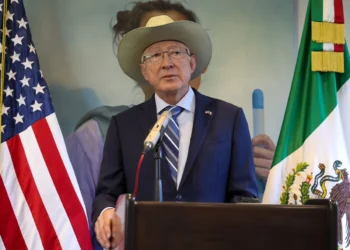 SRE responde a declaraciones de Ken Salazar