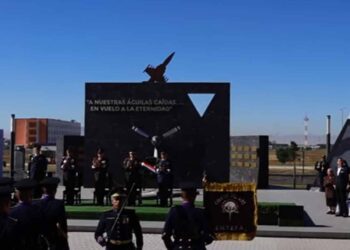 Conmemoran al Escuadrón 201 en Santa Lucía