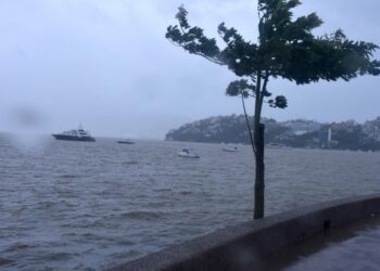 Cierran puertos en el Golfo de México y el Mar Caribe