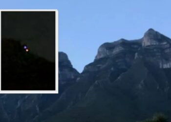 Misteriosas luces vuelven a aparecer en el Cerro de las Mitras, Monterrey