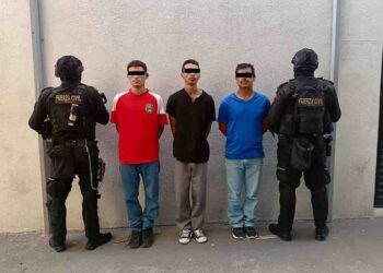 Fuerza Civil de Nuevo León detiene a cuatro personas con armas y drogas