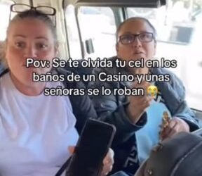 Joven discute con señoras que le robaron su celular