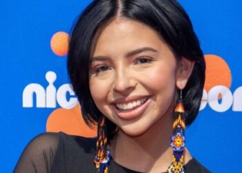 Ángela Aguilar amenaza con consecuencias legales a haters