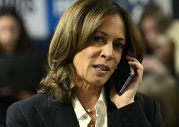 Kamala Harris contacta a Trump y reconoce su derrota