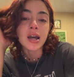 Mujer llora por no ser la prioridad de nadie