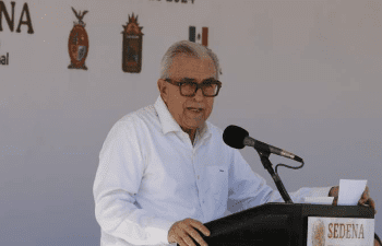 Rocha Moya culpa a Mazatlán por la alerta emitida por Canadá