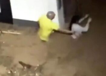 ¡Heroico rescate! Profesor salva a sus alumnos en Valencia