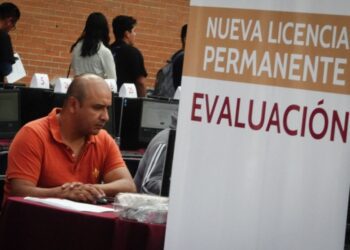 ¿Qué sucede si repruebas el examen para la licencia permanente?