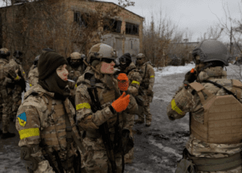 EU insiste en que Ucrania envíe a menores de edad contra Rusia