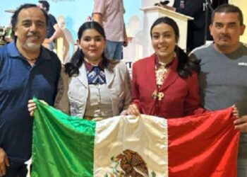 Michoacanas ganan premio en concurso de ciencia con proyecto contra la gastritis