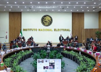 Consejeros del INE reciben multa de 54 mil 285 pesos por desacato
