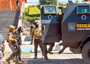 Operación Enjambre busca a 7 prófugos; examen de control y confianza obligatorio