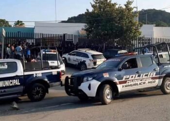 Habitantes retienen a personal médico por inconformidades en Hidalgo