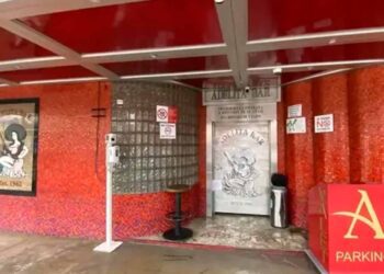 Juez ordena devolver el Bar Adelita al crimen organizado en Tijuana