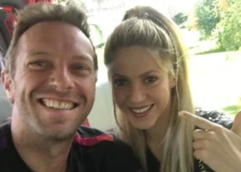 Shakira revela que Chris Martin la apoyó tras su separación