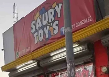 Dueña de la juguetería ‘Saury Toys’ desaparece en Escobedo
