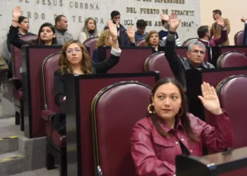 Acusaciones por desvíos en Congreso de Veracruz