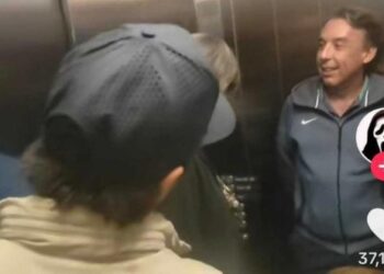 Aficionado de Rayados se queda encerrado con Azcárraga y Checo