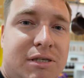 Youtuber ruso denuncia discriminación en mercado de Coyoacán