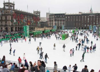 CDMX tendrá una Navidad 2024 con 16 pistas de hielo y 133 conciertos