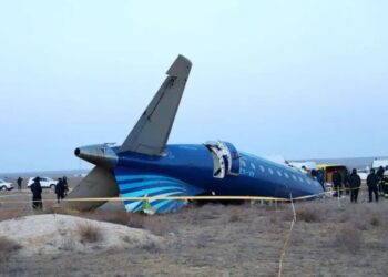 Azerbaiyán atribuye a un misil ruso el accidente de un avión en el Mar Caspio