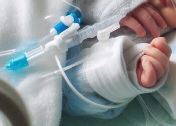 Son 17 los menores muertos por un brote bacteriano, 2 en Edomex