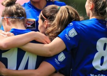 Cesan a directivo por amenazar a jugadoras con una pistola