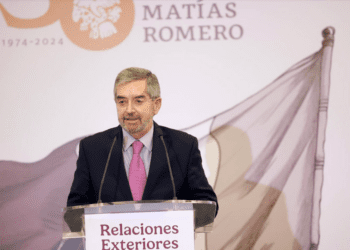 De la Fuente llama a diplomáticos a tener claro el sentido ético en el servicio público